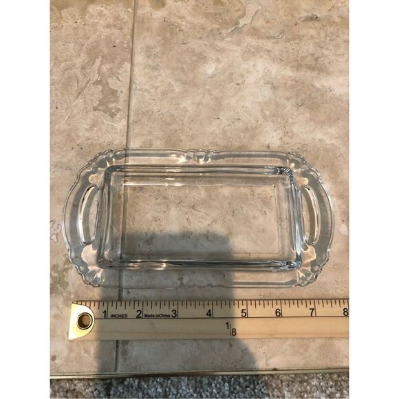🌼5for$25🌼 Crystal Clear Rounded Butter Dish - Picture 5 of 6